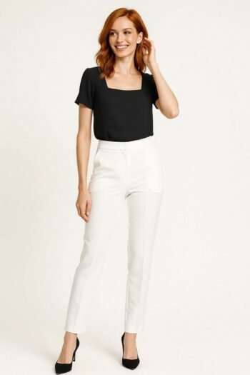 PLAYERA ESCOTE CUADRADO MODERNA