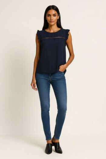 BLUSA CON APLICACIÓN