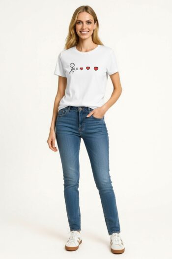 PLAYERA ESTAMPADA CORAZONES