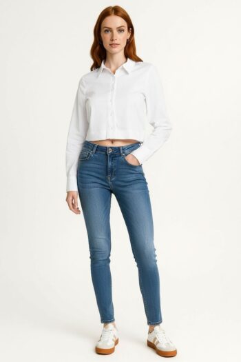 BLUSA CAMISERA CROP AJUSTE ESPALDA