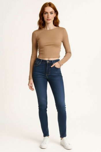 PLAYERA RIB CROP CON ESPALDA V
