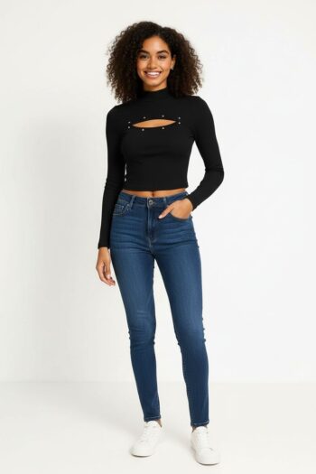 PLAYERA RIB ESCOTE APLICACIONES
