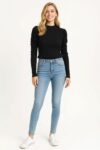 206390-NEGRO-1