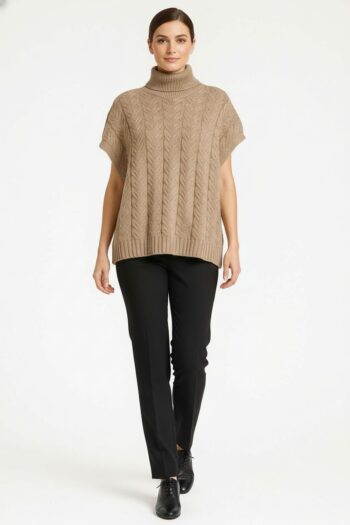 PONCHO DE PUNTO CON CUELLO ALTO