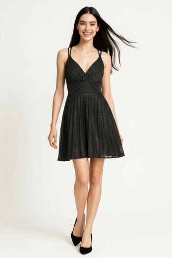 VESTIDO CORTO PLISADO CON BRILLO
