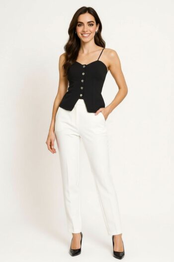 PLAYERA CON TIRANTES Y BROCHES