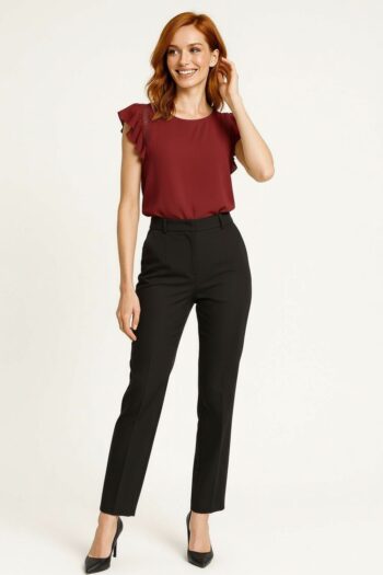 BLUSA CON DETALLE EN HOMBROS