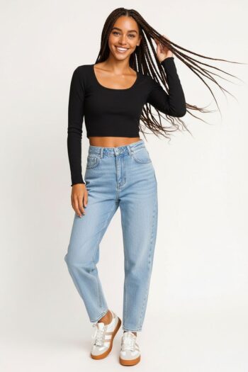 PLAYERA CROP CON DETALLE ENCAJE