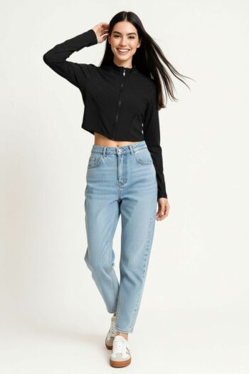 CHAMARRA CORTA CON CIERRE FRONTAL