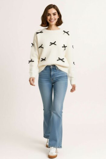 SUÉTER CON MOÑOS DECORATIVOS