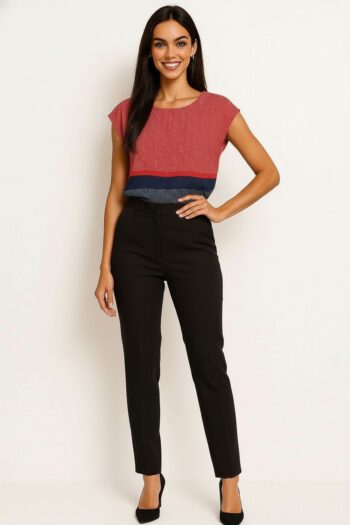 BLUSA CON DETALLE DE PANEL