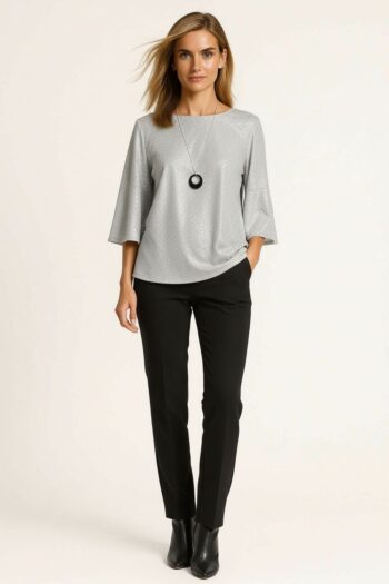 BLUSA PALOMA BRILLANTE CON COLLAR DECORATIVO