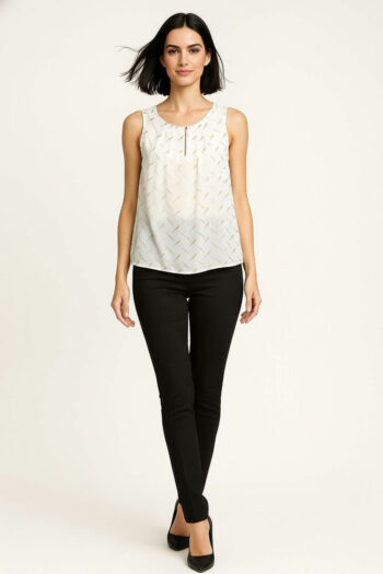 BLUSA SIN MANGAS CON DETALLE GOTA