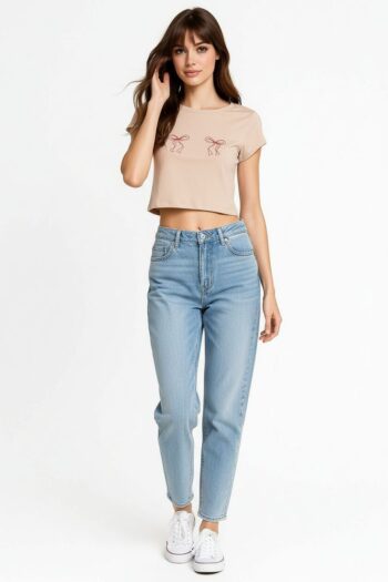 PLAYERA CON APLICACIÓN DE MOÑOS