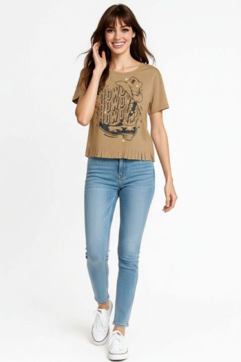 PLAYERA CROP CON FLECOS MODA URBANA