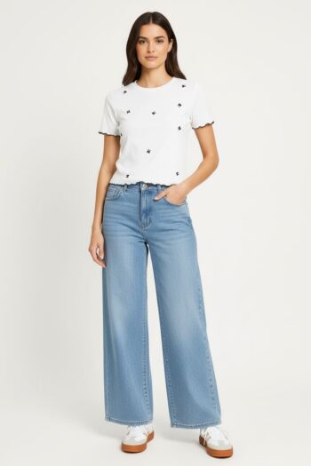 PLAYERA BORDADO DELICADO