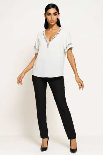 BLUSA ESCOTE V BORDADO