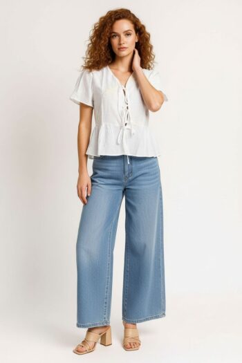 BLUSA AMARRES FRONTALES