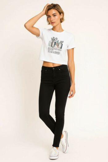 PLAYERA CROP GRAFICO