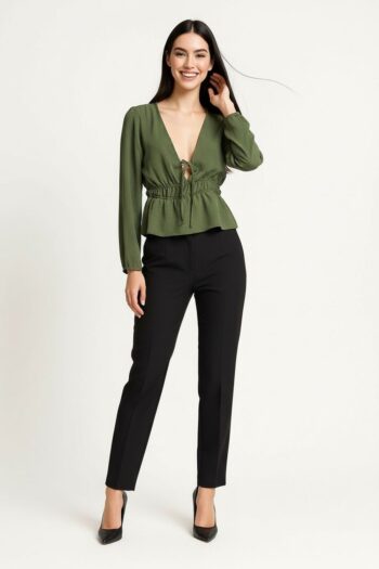 BLUSA ESCOTE V AJUSTABLE