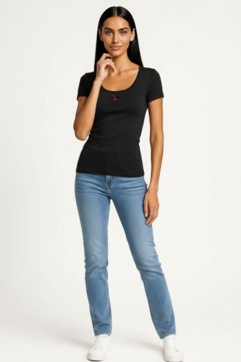 PLAYERA APLICACIÓN DECORATIVA CEREZAS