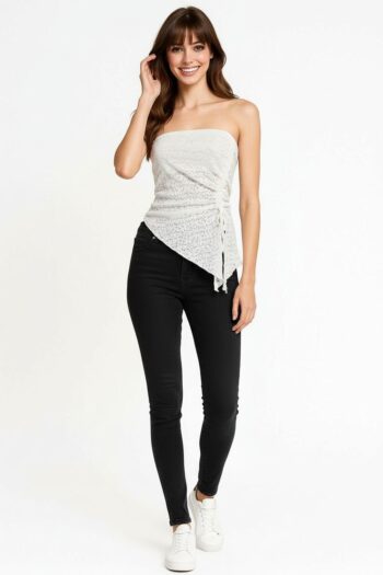 PLAYERA ASIMÉTRICA PLISADO LATERAL