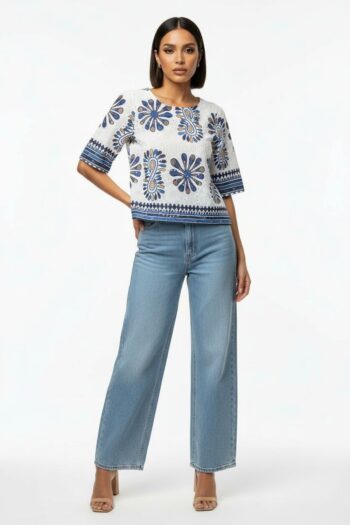 BLUSA CON DETALLE EN CENEFA