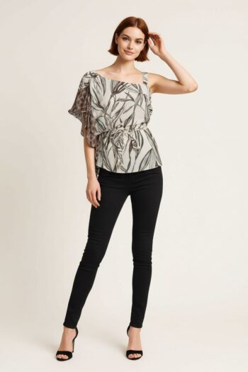 BLUSA ASIMÉTRICA CON LAZO