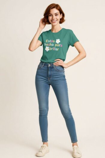 PLAYERA ESTAMPADO TEXTO FLORES