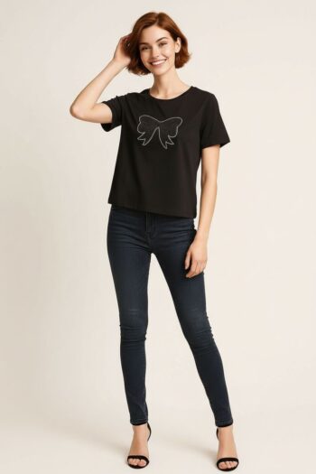 PLAYERA CON MOÑO APLICACIÓN FRONTAL