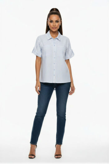 BLUSA CON BOLSAS FRONTAL