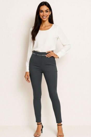 PANTALÓN PRETINA DETALLE CADENA PERLAS