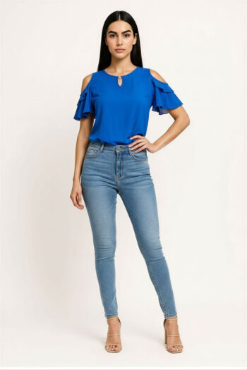 BLUSA HOMBROS DESCUBIERTOS DETALLE OLAN