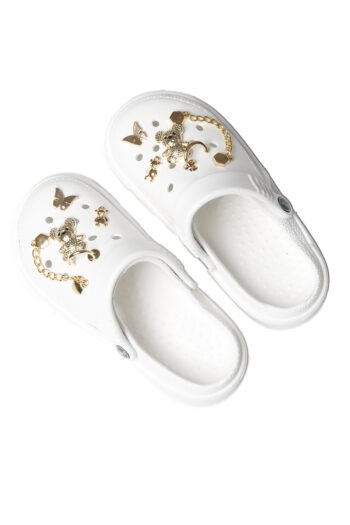 CROCS CON APLICACIONES DECORATIVAS