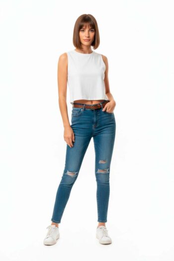 PANTALÓN AJUSTADO CON CINTURÓN