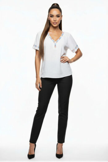 BLUSA CUELLO V DETALLE BORDADO