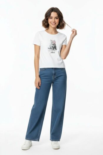 PLAYERA ESTAMPADA CON DETALLE