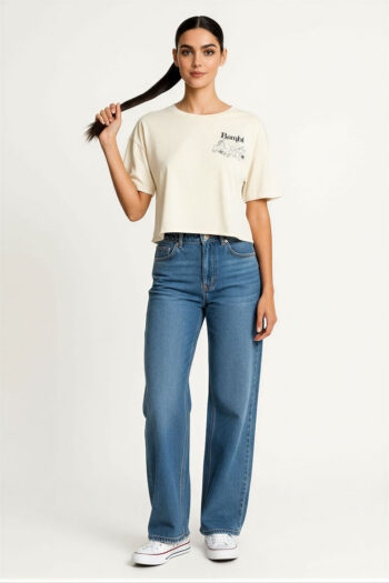 PLAYERA SUELTA CON DISEÑO TRASERO