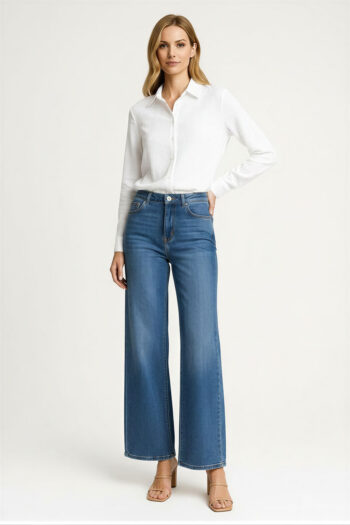 BLUSA BOTONES TEXTURA DISCRETA
