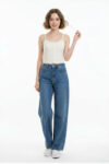 BLUSA TOP AJUSTADO TIRANTES DELGADOS