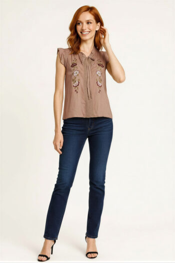 BLUSA BORDADA DETALLE LAZO