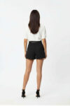 215143-NEGRO-1
