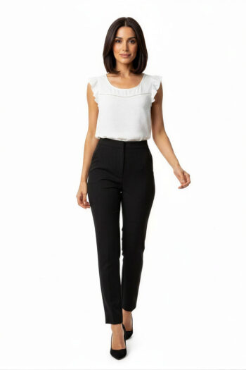 BLUSA CON APLICACIÓN